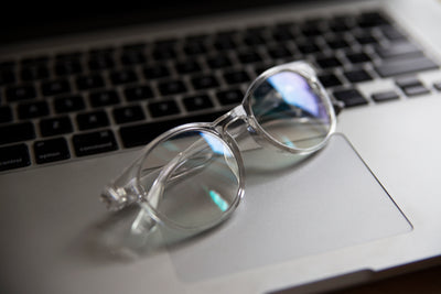Blaulichtfilter-Brillen für den täglichen Einsatz